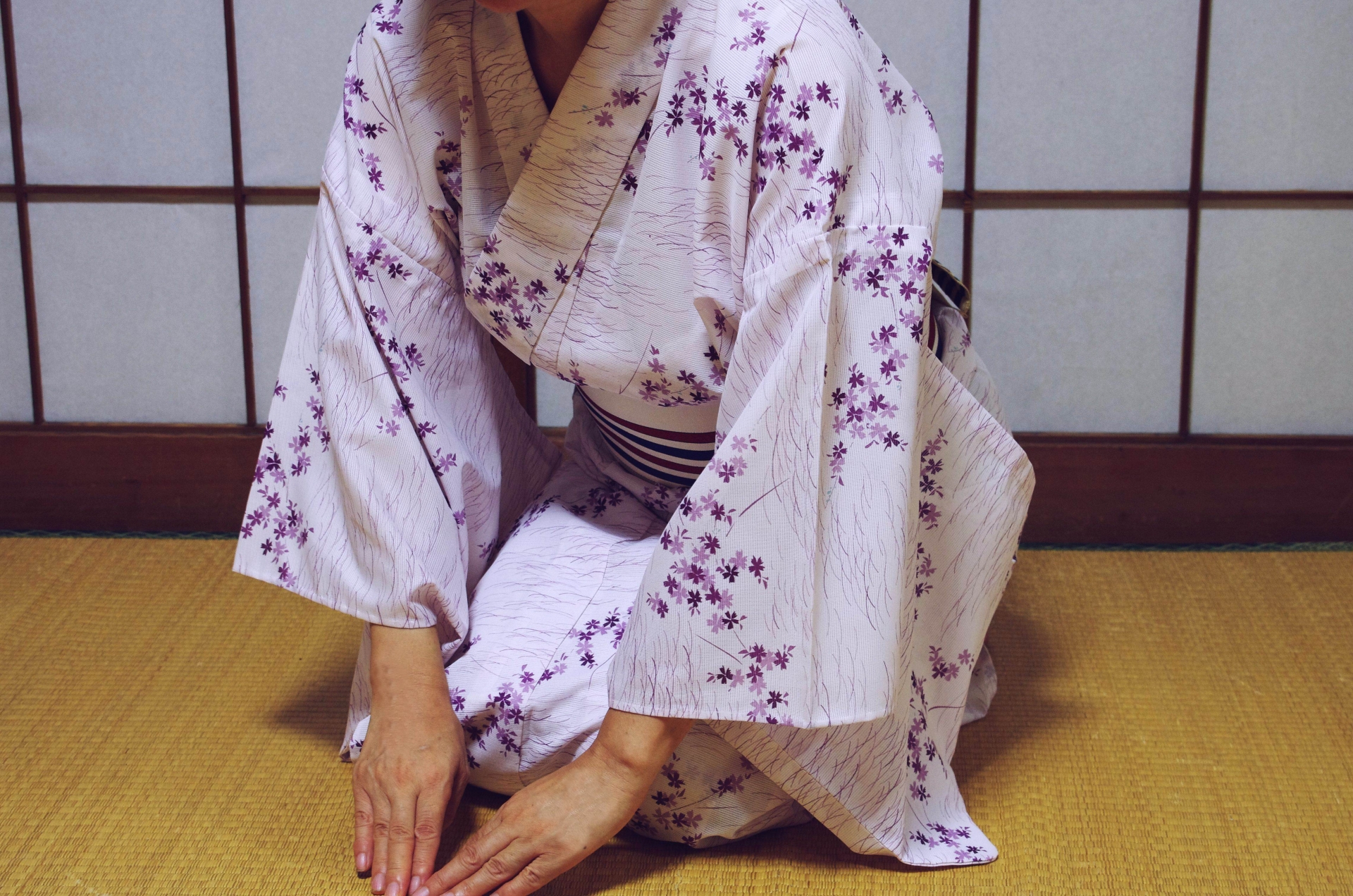 日本人は勤勉というウソ②~効率が悪いサービス過剰国~